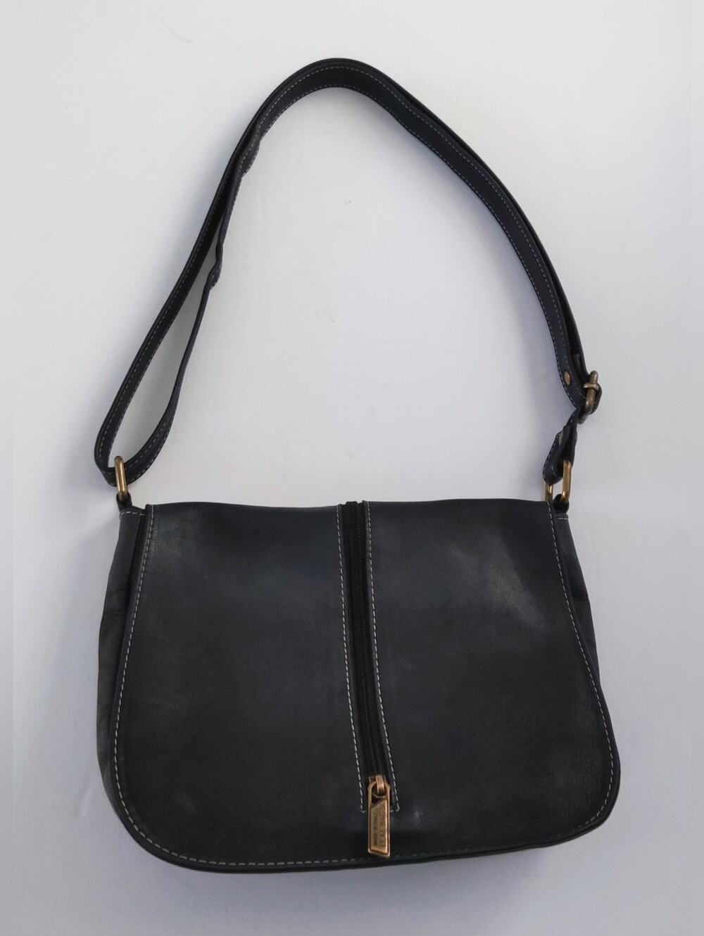 Leaf Bags Italian Made Dark Navy Leather Shoulder Bag. Pre-owned.